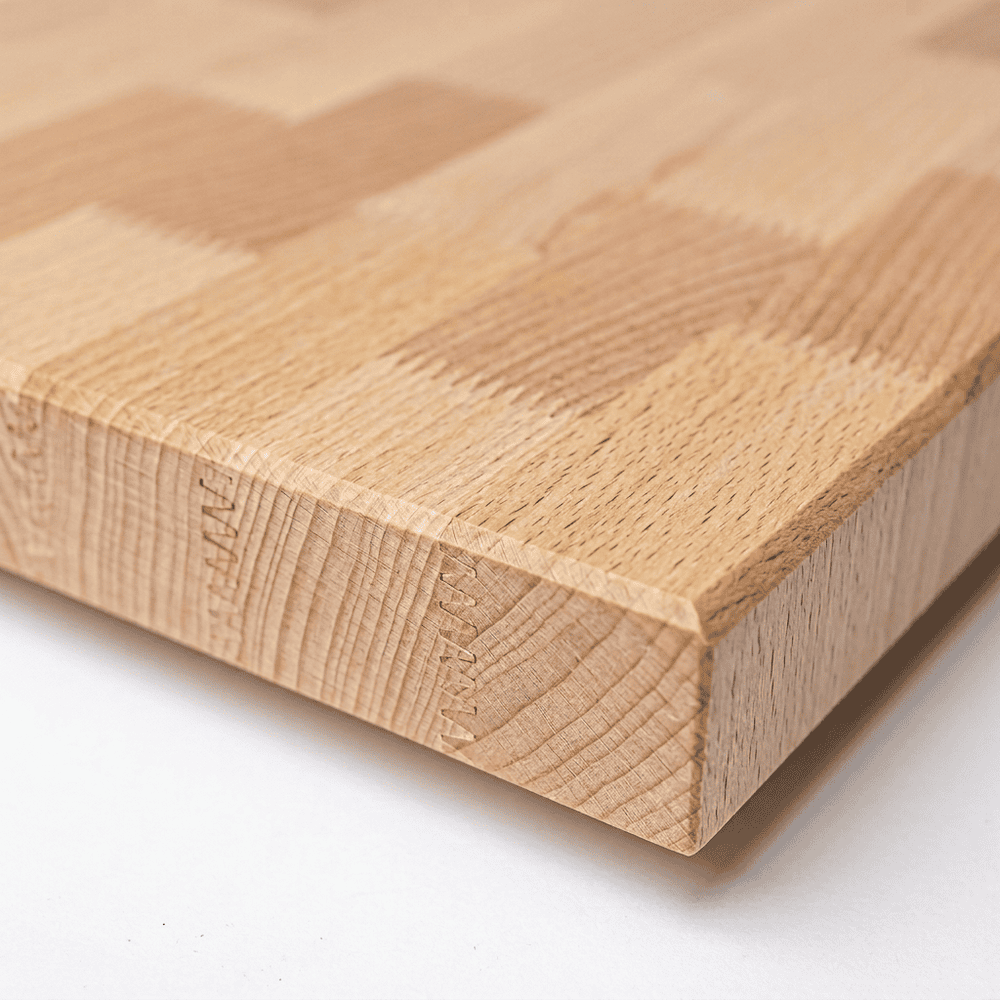 extreme close-up macro photography of a light beech wood surface showing a clean fing 910144